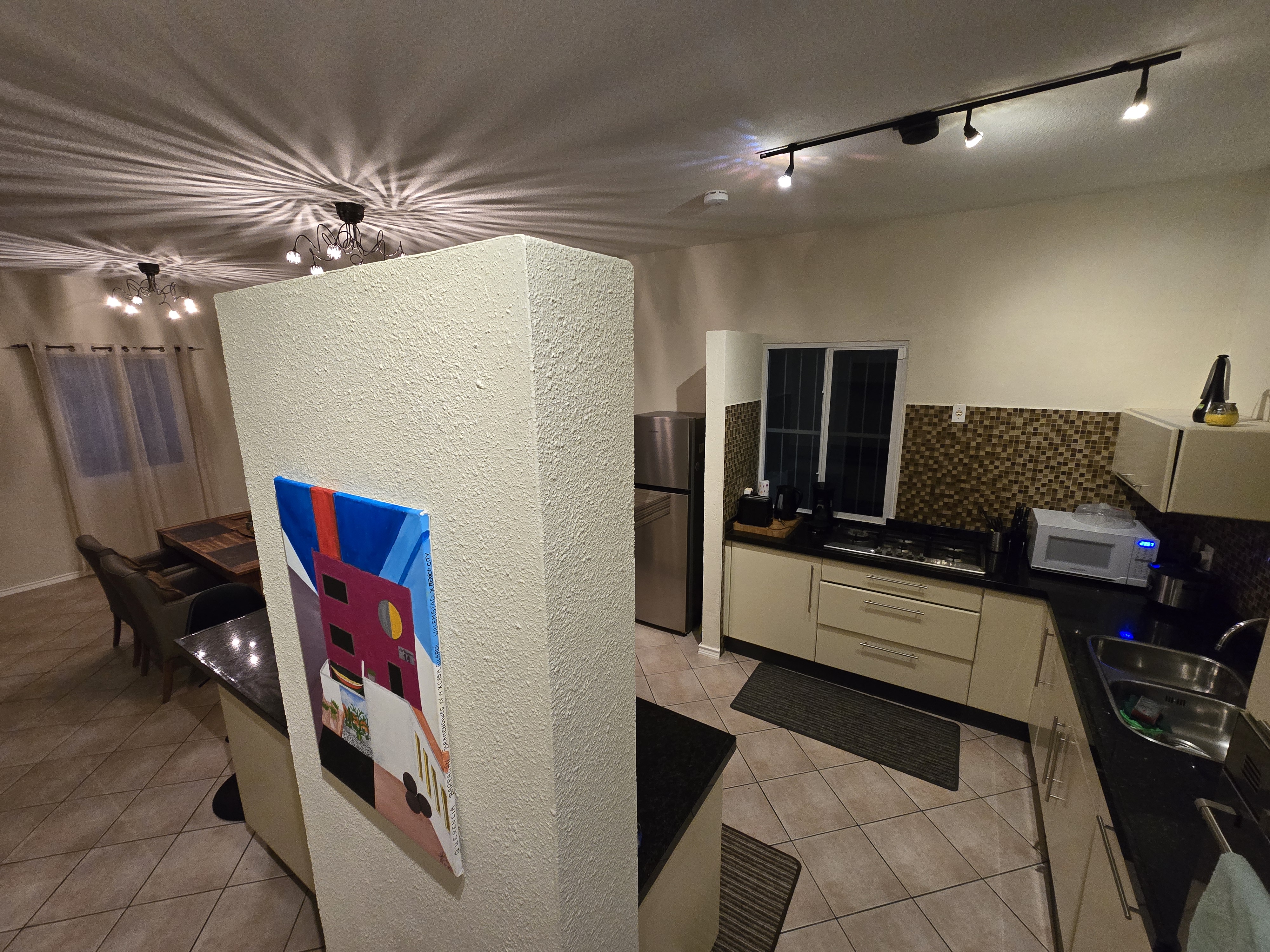 Keuken met apparaten